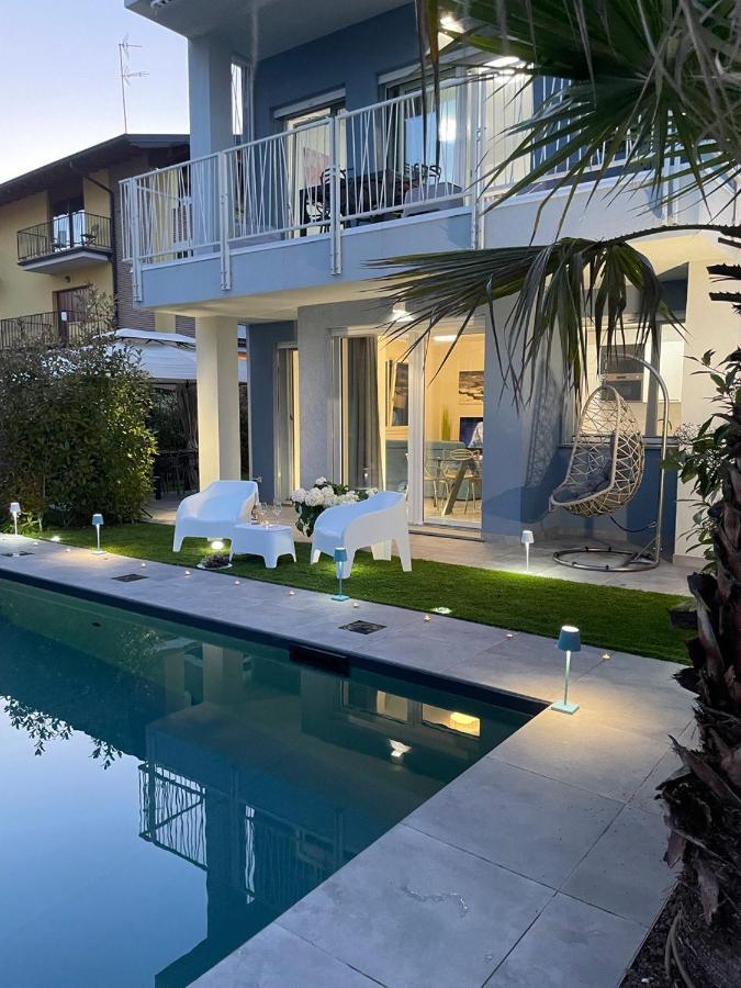 Villa Karolina Desenzano del Garda Exterior photo